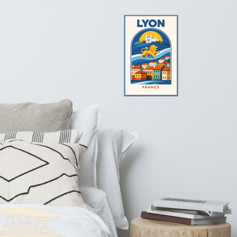 Affiche vintage Lyon – Poster de voyage rétro, basilique de Fourvière, lion, toits de Lyon, Rhône-Alpes, France