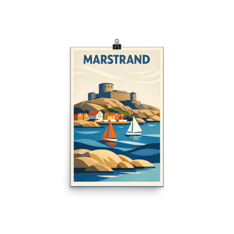 Affiche vintage Marstrand – Poster de voyage rétro, forteresse et voiliers, SUEDE